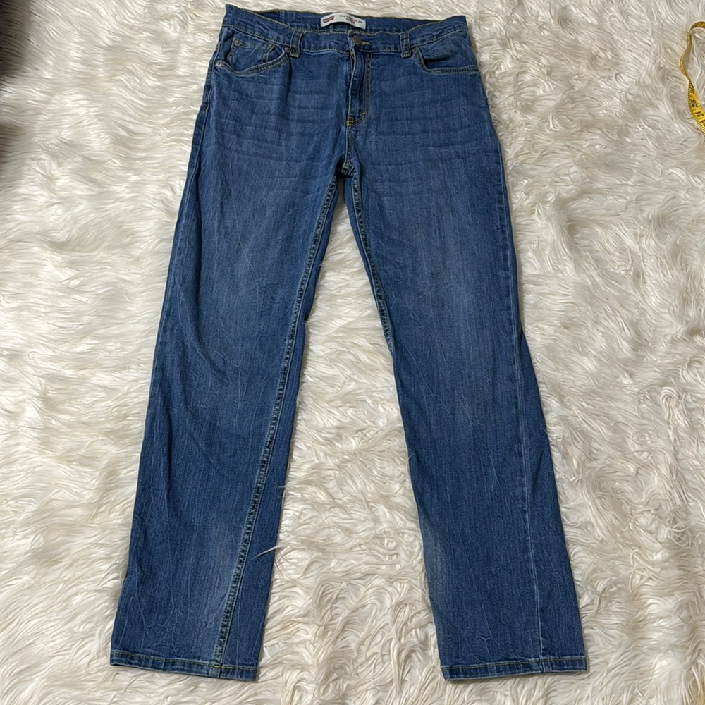 Women’s Levi’s 502 regular taper light Wash denim